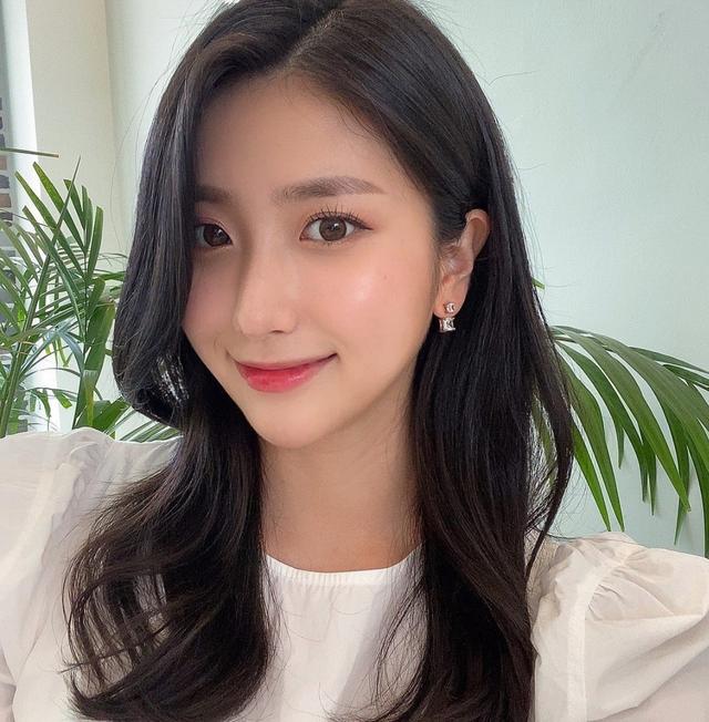 塔城太原伴游小姐姐