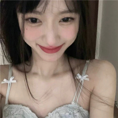 塔城伴游女生楚方方的资料