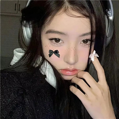 塔城私人伴游女生嵇晶滢的资料